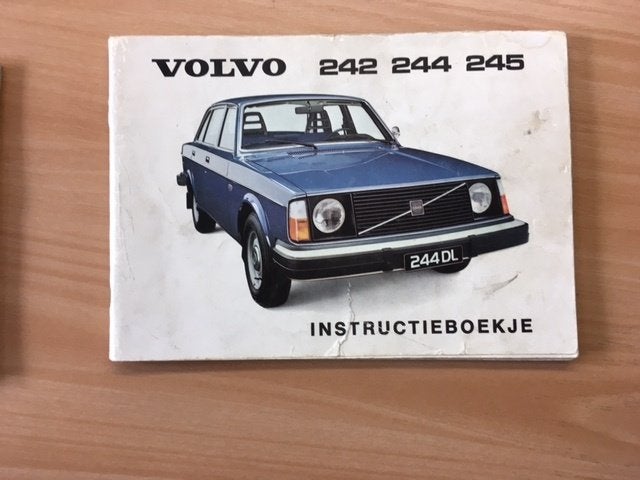Volvo 242 244 245 Instructieboekje Handleiding 1975    NL, Ophalen of Verzenden