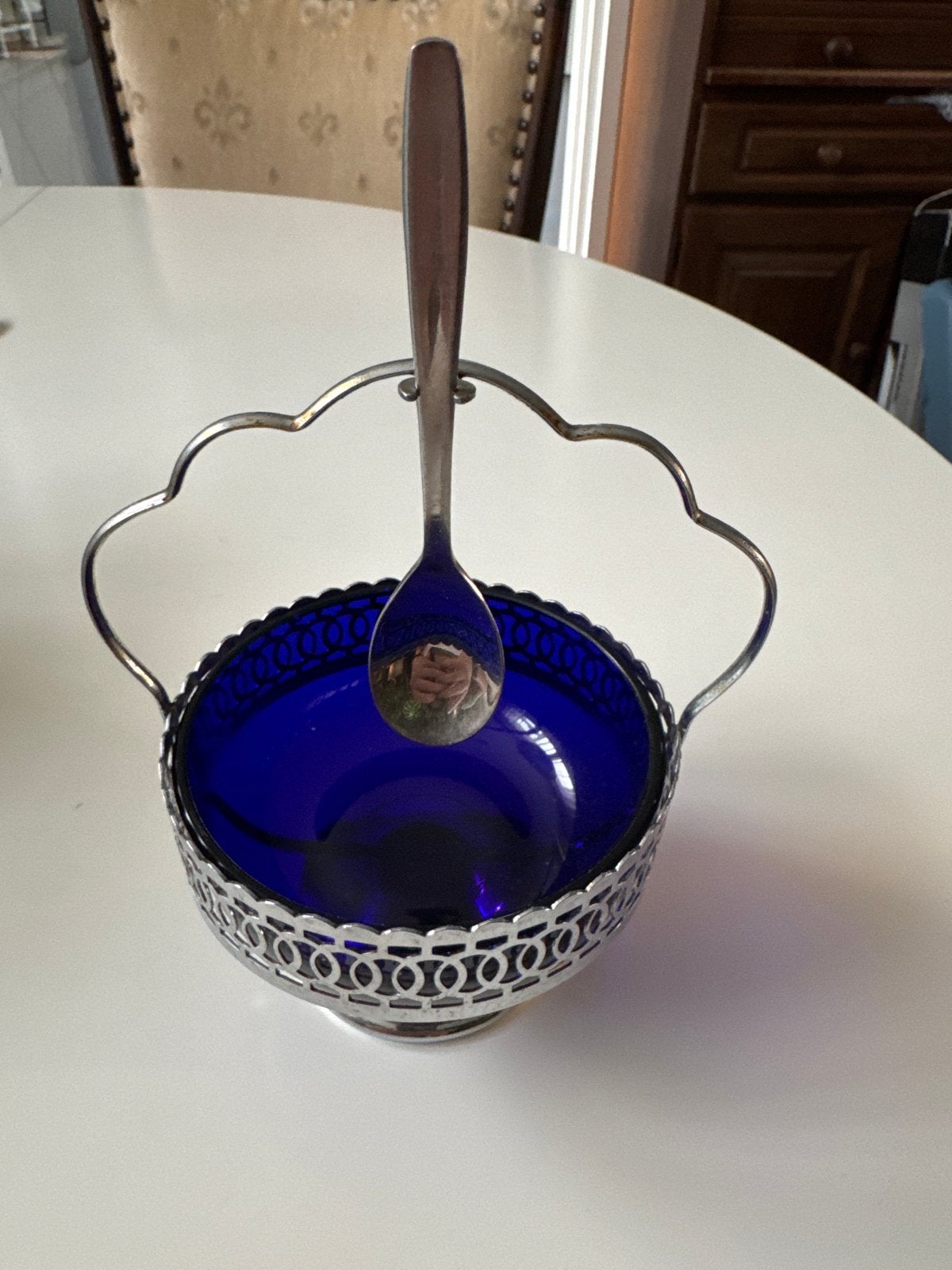 Vintage bonbonschaaltje met blauw glazen inzet, Ophalen