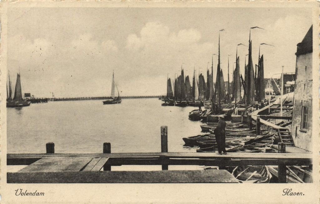 Volendam - Haven. - botters - gelopen, Verzenden, 1940 tot 1960, Gelopen, Noord-Holland
