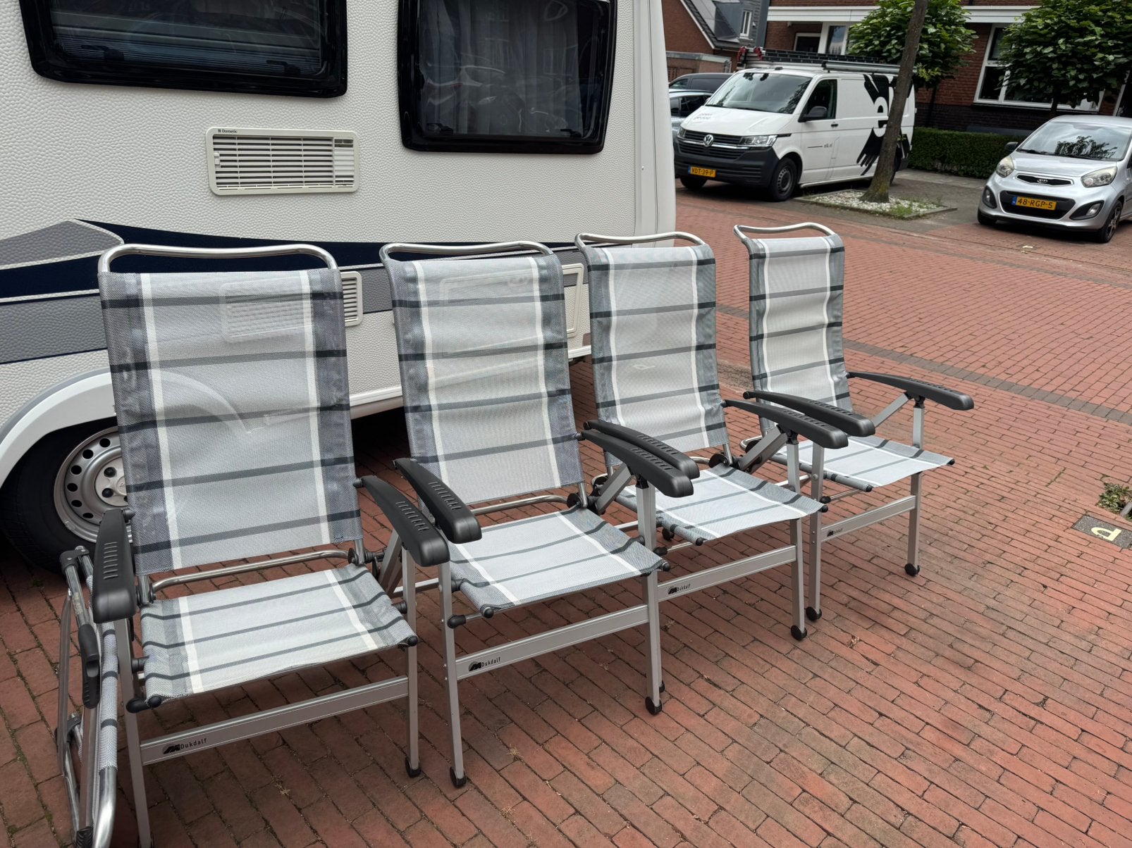 Campingstoelen 4 maal Dudalf, Ophalen, Zo goed als nieuw, Campingstoel