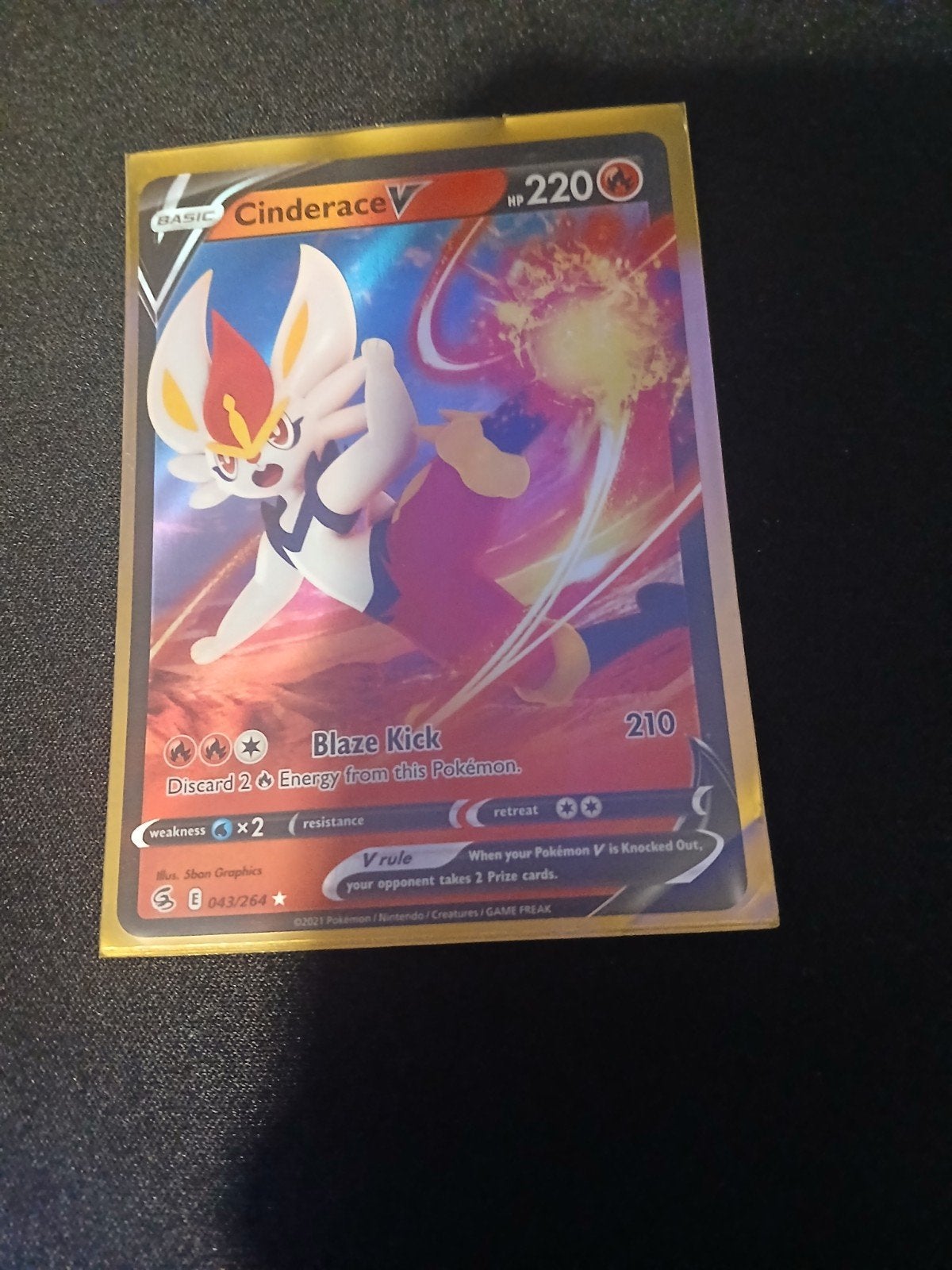 Cinderace V Pokémon kaart 043/264 in goede conditie, Hobby en Vrije tijd, Verzamelkaartspellen | Pokémon, Ophalen of Verzenden