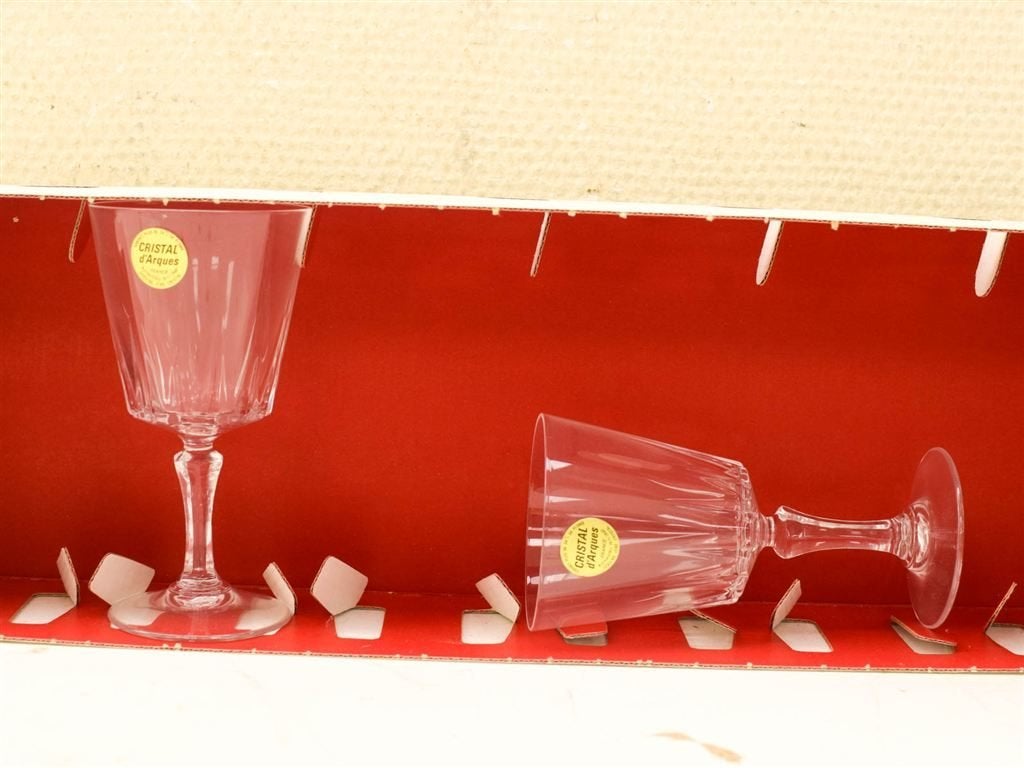 6 stuks Cristal d arques Wijnglas 52156, Ophalen of Verzenden, Gebruikt, Aardewerk, Bord(en)