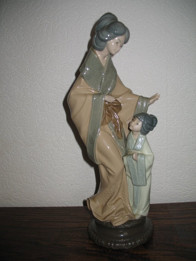 Lladro NAO Groot Sculptuur Japanse Geisha Moeder Kind Vintag, Antiek en Kunst, Ophalen