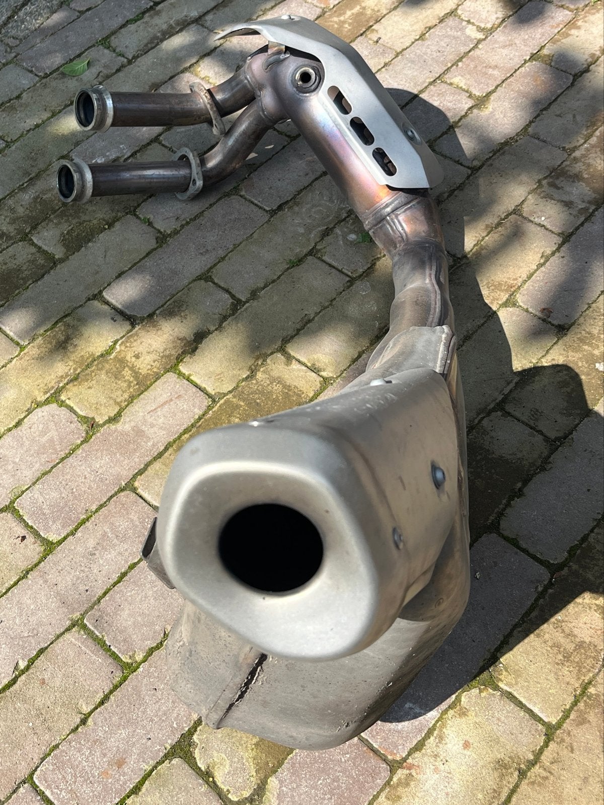 Uitlaat Yamaha MT-07 2023 met een mooi geluid., Ophalen, Gebruikt
