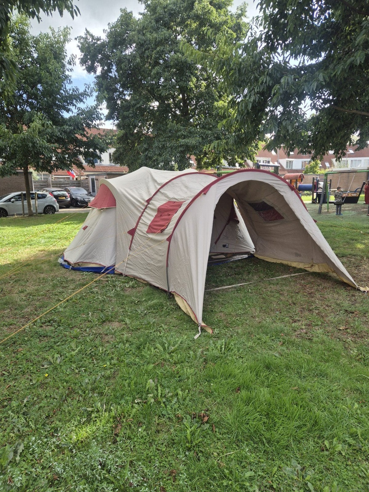 Active Leisure MPT-2 tunneltent - 4 persoons, Ophalen, Zo goed als nieuw, Tot en met 4