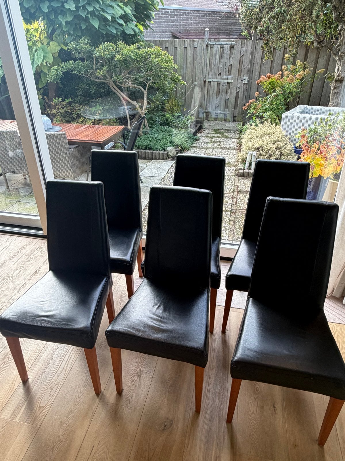 Zes zwarte leren eetkamerstoelen, Ophalen, Gebruikt, Zwart, Leer