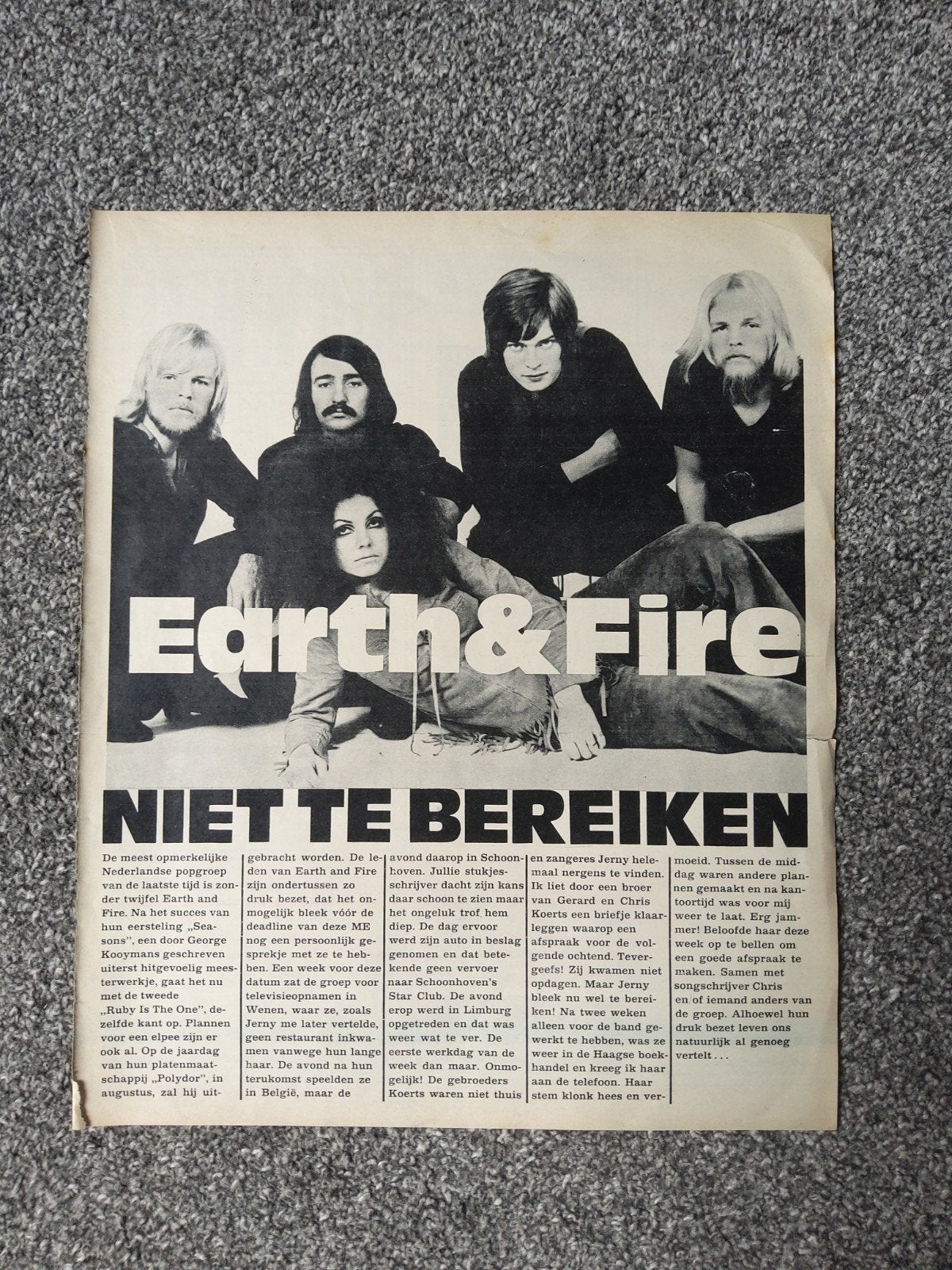 Earth and Fire, Verzamelen, Ophalen of Verzenden, Boek, Tijdschrift of Artikel