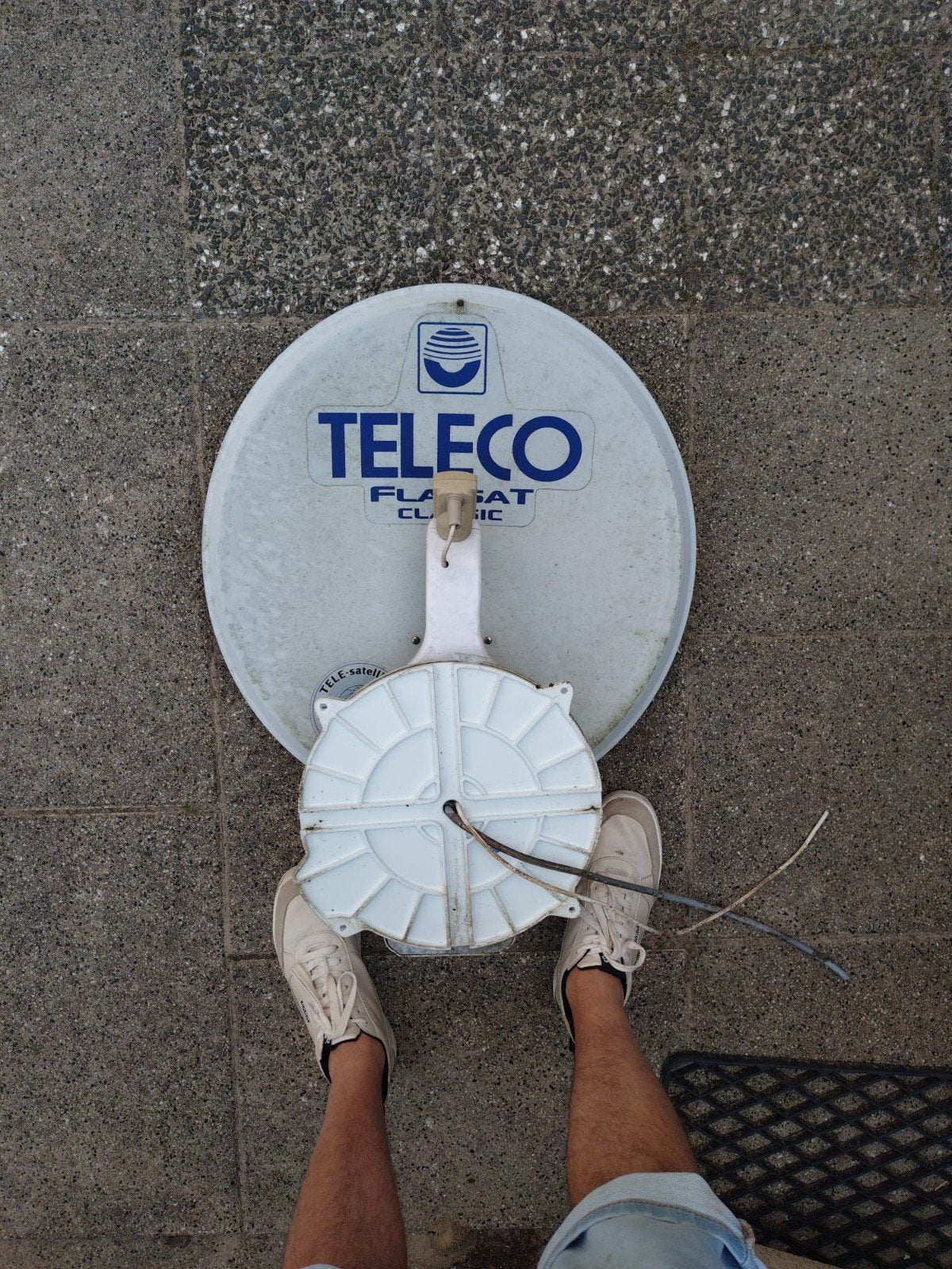 Flatsat teleco, satelietschotel, Audio, Tv en Foto, Schotelantennes, Ophalen, Gebruikt, Overige merken