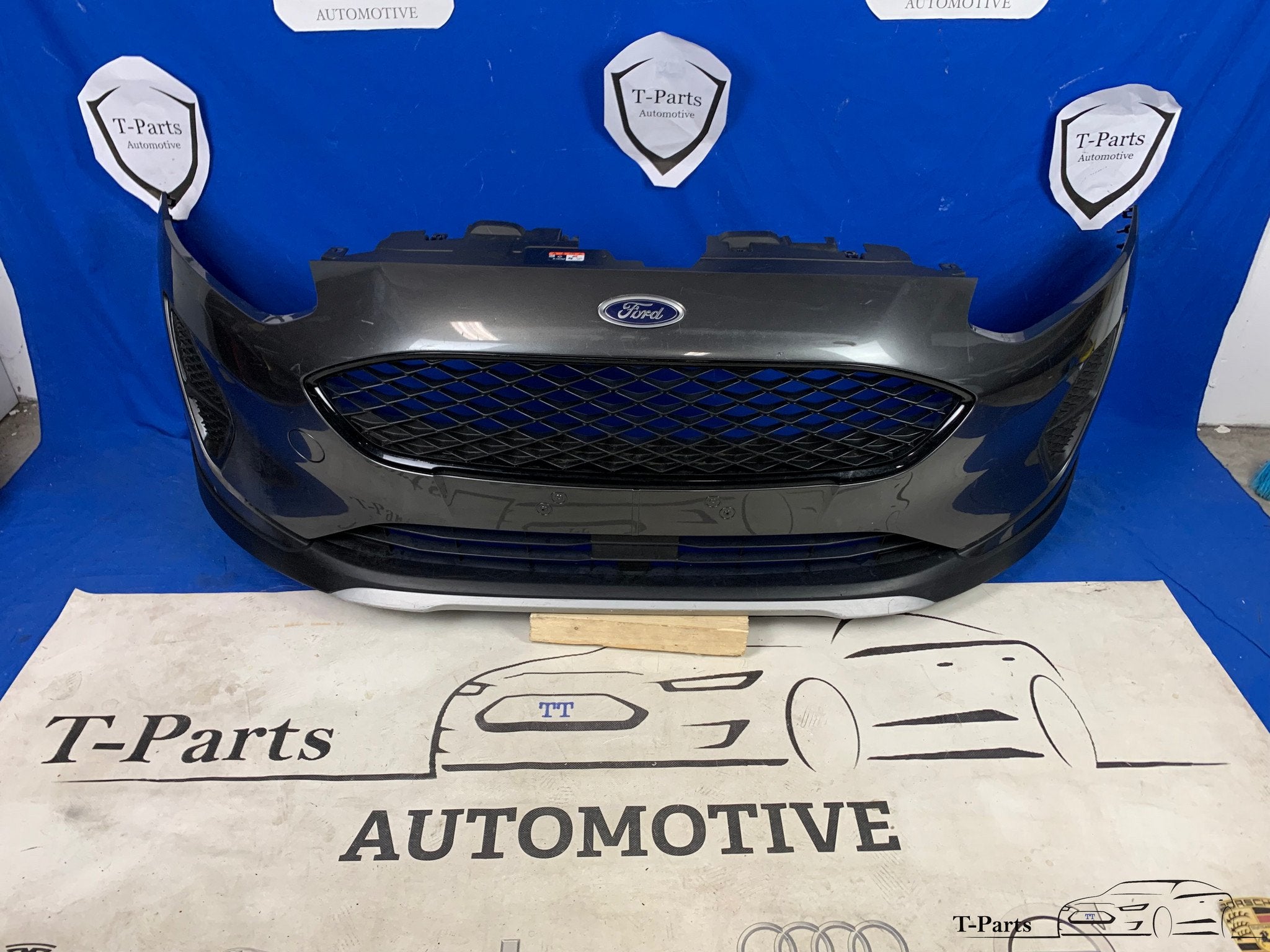 ford fiesta active Voorbumper grille bumper rooster 2017+