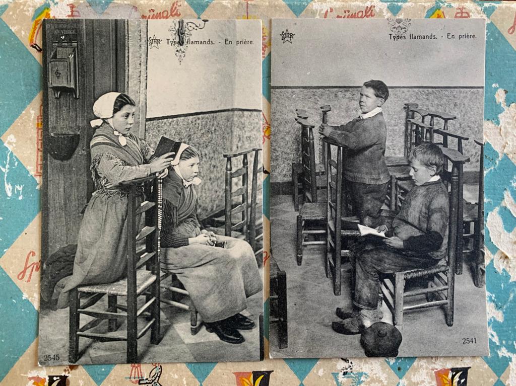 Types Flamands - En prière - meisjes en jongens (BB), Ophalen of Verzenden, Voor 1920, Ongelopen, Kinderen