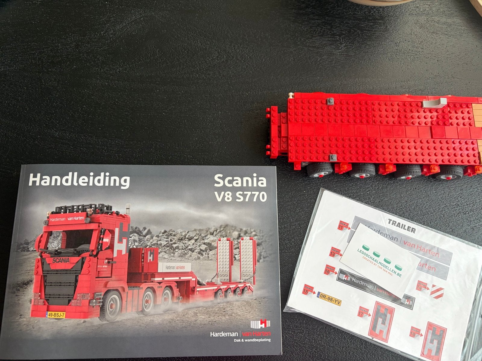 LIMITED EDITION Lego Truck Scania V8S770 Hardeman van Harten, Groter dan 1:32, Zo goed als nieuw, Truck, Ophalen