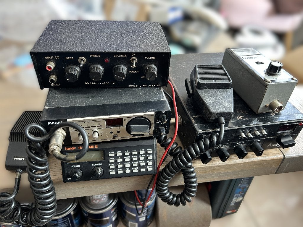 vintage zendapparatuur in 'één koop dus geen losse verkoop, Telecommunicatie, Zenders en Ontvangers, Ophalen, Gebruikt, Zender