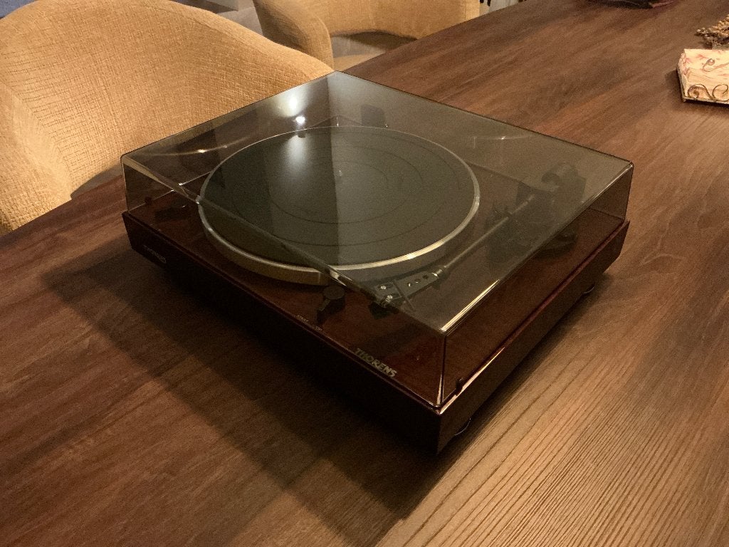 Platenspeler Thorens TD 202, Ophalen, Zo goed als nieuw, Platenspeler, Thorens