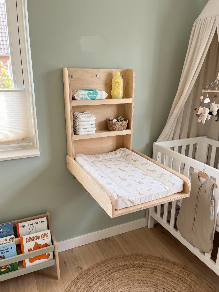 Hippe houten inklapbare Commode - Voor de kleine babykamer, Kinderen en Baby's, Kinderkamer | Commodes en Kasten, Ophalen, 50 tot 70 cm