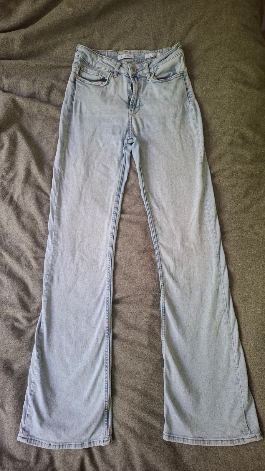 Costes high rise flare lichtblauwe jeans W27 L32, Kleding | Dames, Blauw, Ophalen of Verzenden, W27 (confectie 34) of kleiner