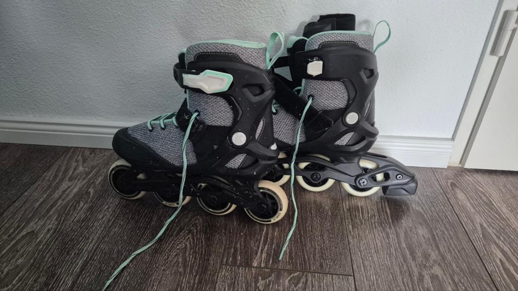 Skeelers maat 38, Ophalen, Zo goed als nieuw, Inline skates 4 wielen