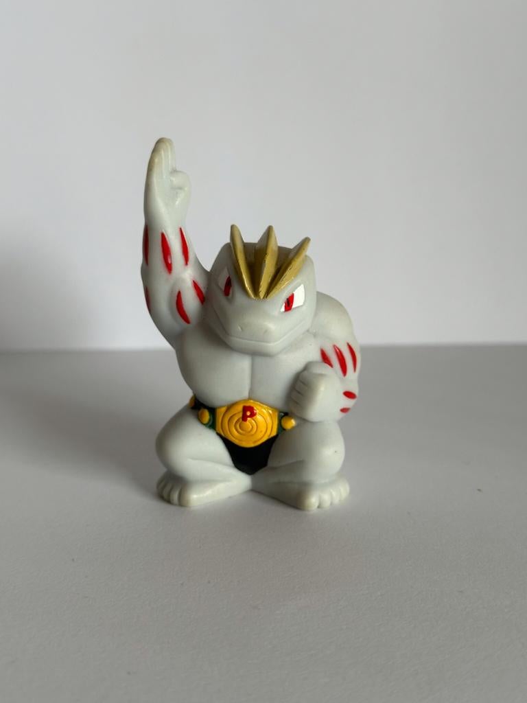 Bandai Pokémon figuurtje Machoke, Ophalen of Verzenden, Zo goed als nieuw