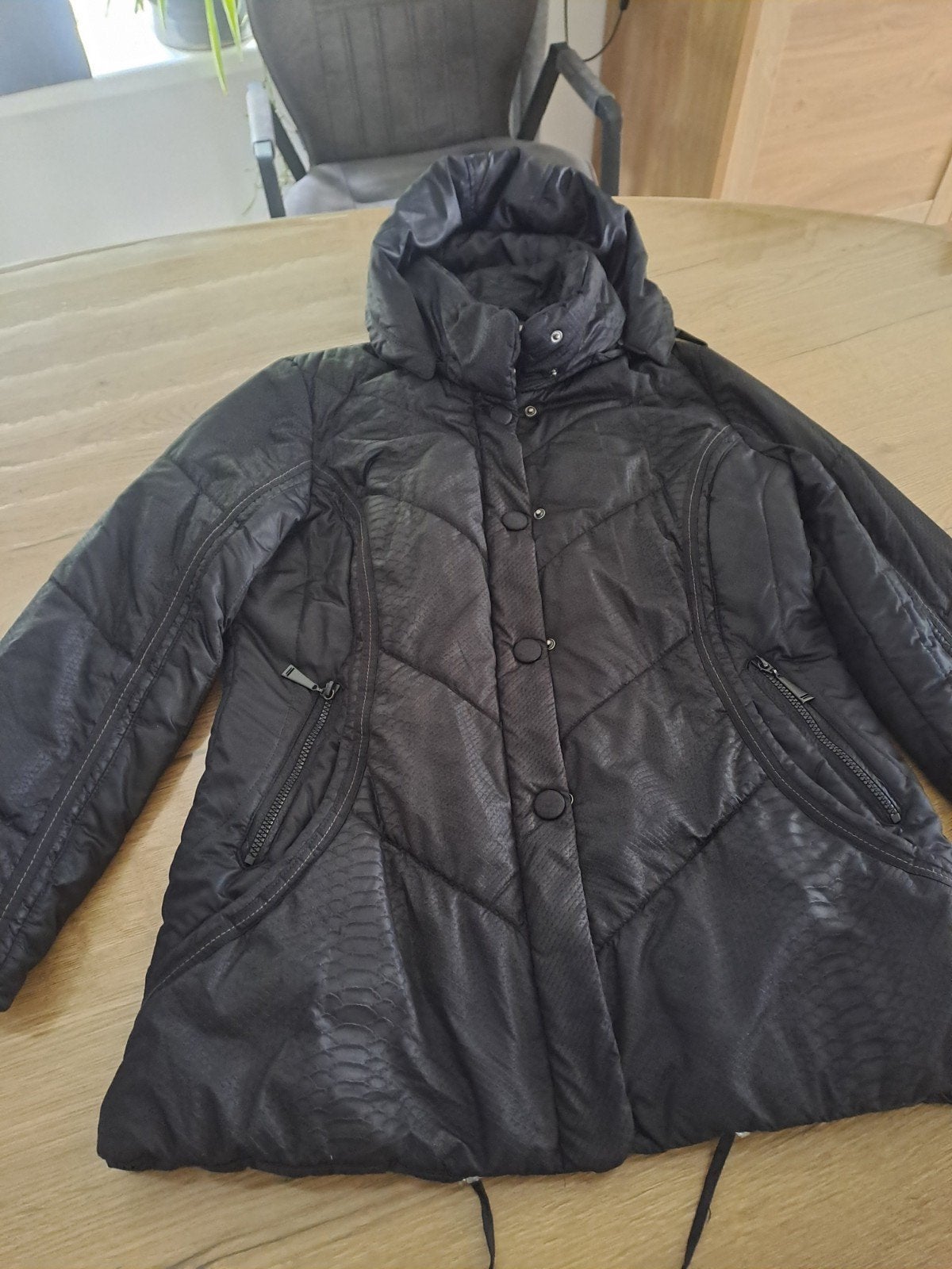 Gelco winterjas maat 38, zo goed als nieuw, Maat 38/40 (M), Gelco, Zwart, Ophalen of Verzenden