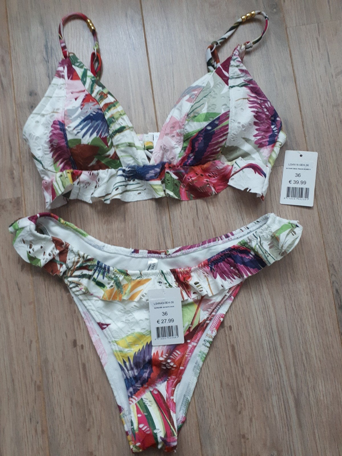 Nieuwe Livera bikini maat 36, Kleding | Dames, Meerkleurig, Nieuw, Ophalen of Verzenden, Bikini