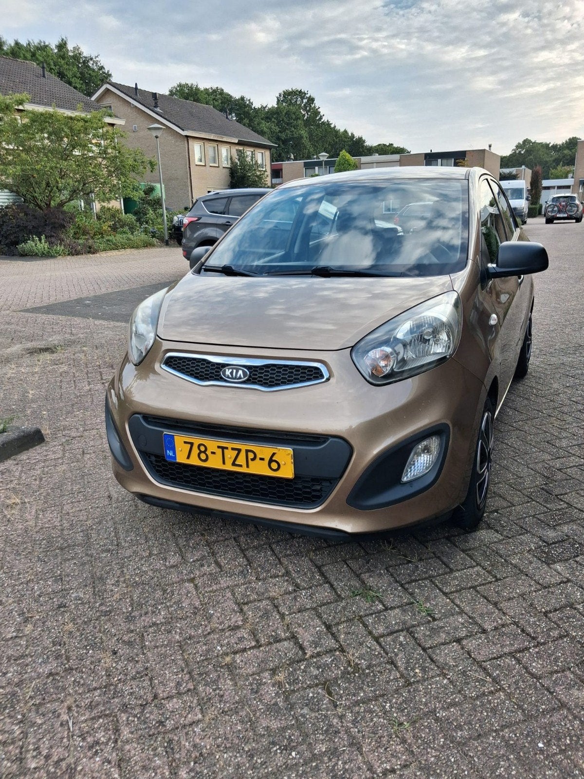 Kia Picanto 1.2 Cvvt 5-DRS AUT 2012 Bruin, Auto's, Kia, 4 cilinders, Origineel Nederlands, 400 kg, 19 km/l