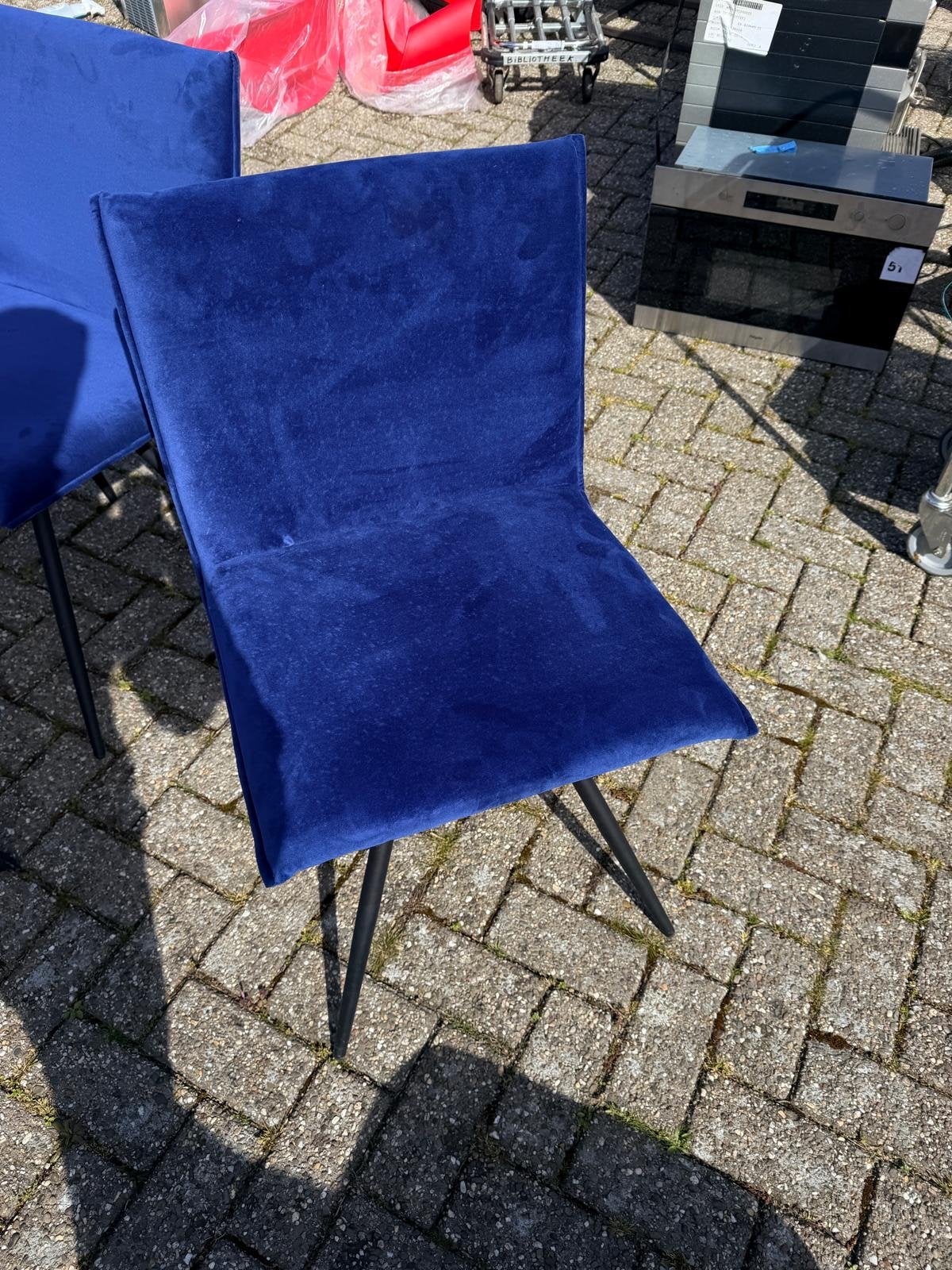 Set van 4 blauwe fluwelen eetkamerstoelen, Ophalen, Blauw, Zo goed als nieuw, Vier