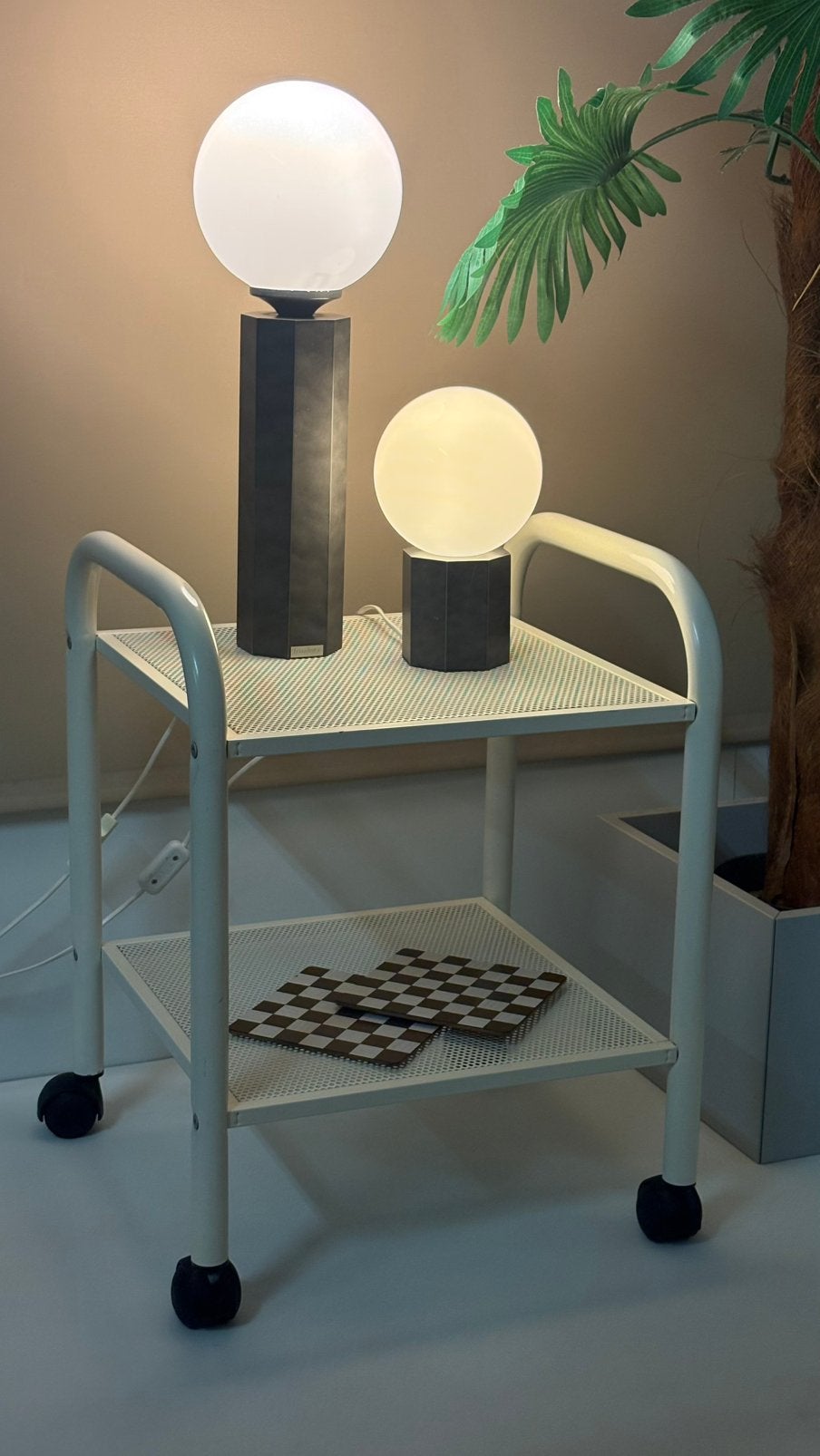 Vintage Space Age wit metalen audio meubel Tech Innovator, Huis en Inrichting, 50 tot 100 cm, -, -, Zo goed als nieuw