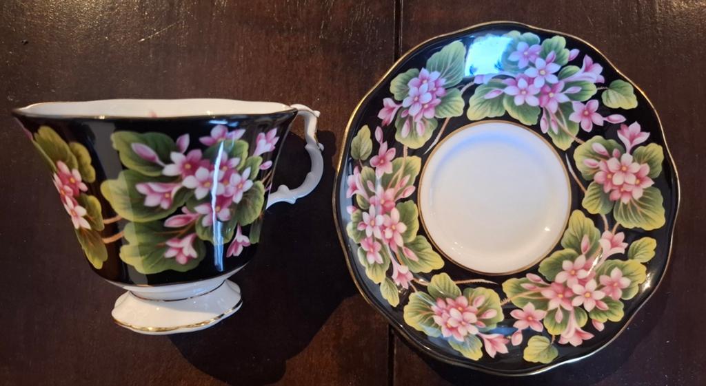 Royal Albert Provincial flower Mayflower, Verzamelen, Ophalen, Zo goed als nieuw, Porselein, Kop en/of schotel