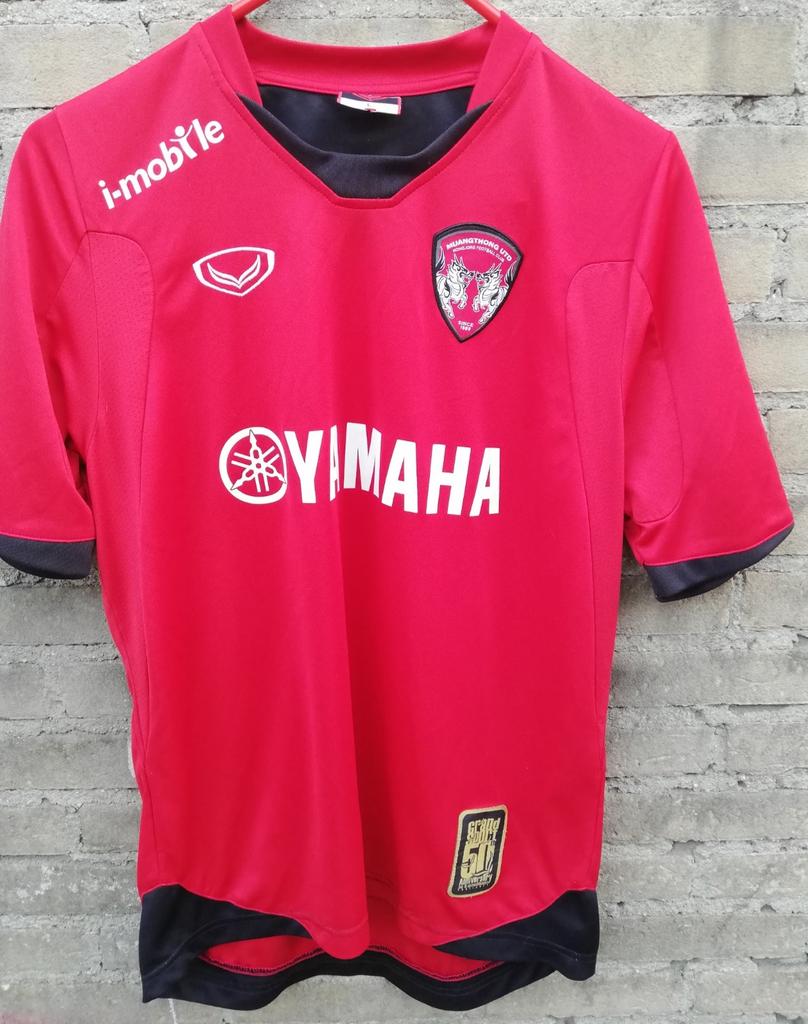Muangthong Utd. Thailand. Home shirt. 2011. Maat L., Ophalen, Zo goed als nieuw, Buitenlandse clubs, Shirt