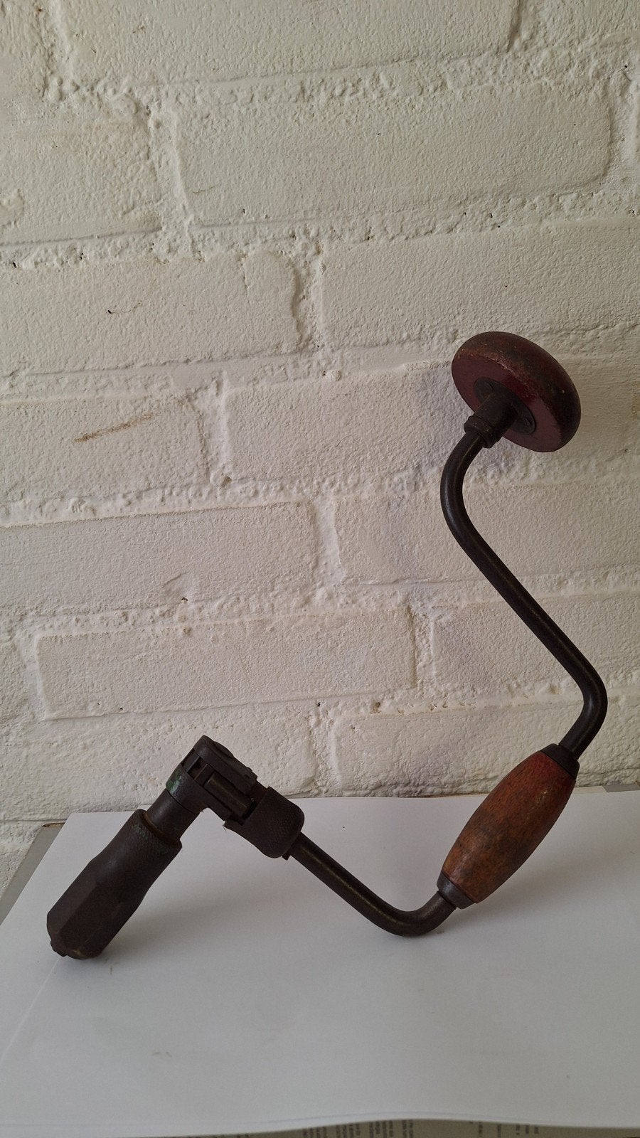 Antieke handboor met houten handvat, Ophalen of Verzenden