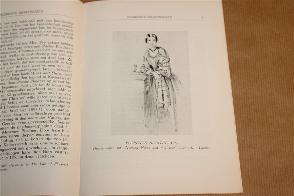 Florence Nightingale — Zeldzame Rode Kruis Uitgave [1949], Ophalen of Verzenden, Gelezen