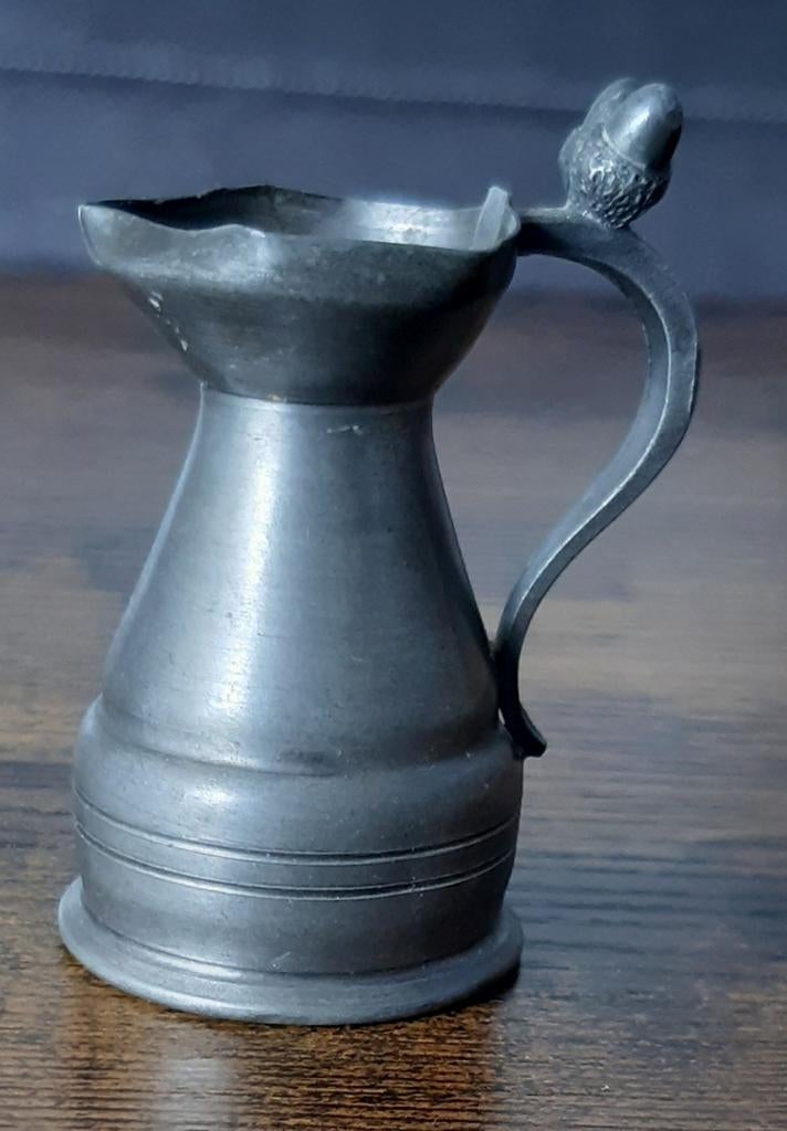 Antieke tinnen kan (95 peltro) met decoratieve handgreep, Antiek en Kunst, Ophalen of Verzenden