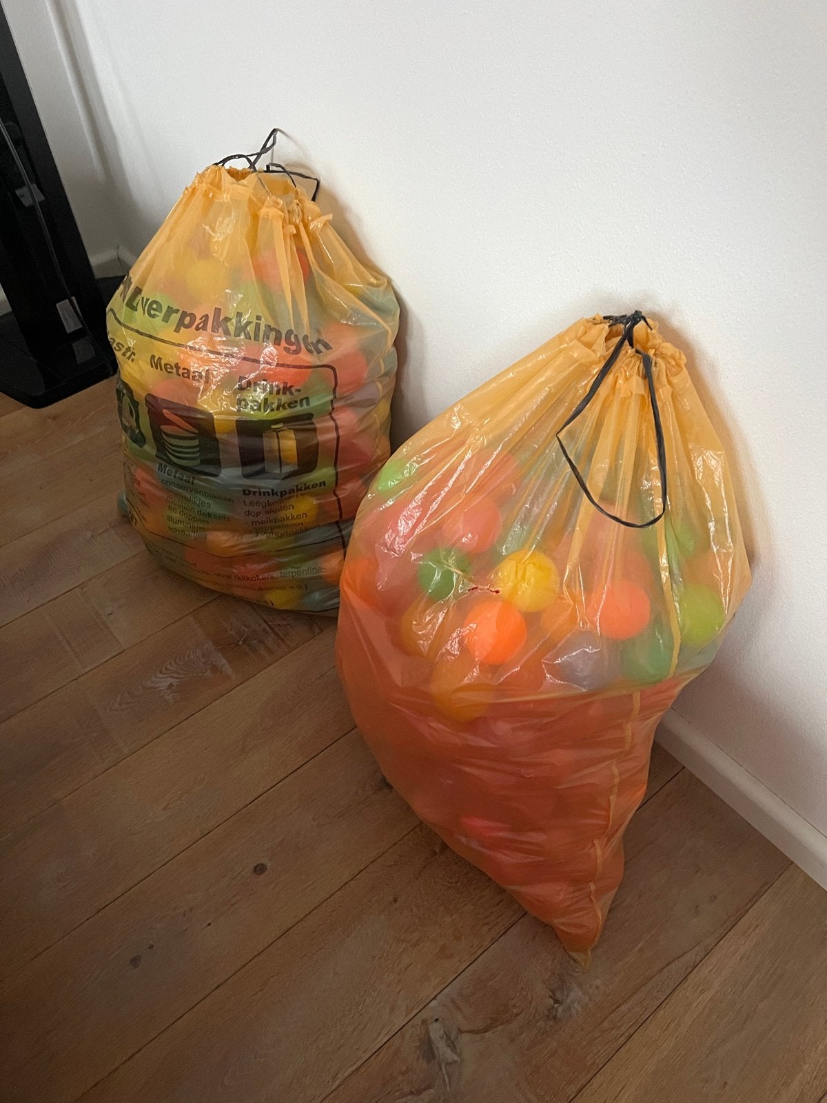 Grote zakken met speelballen voor ballenbak, Ophalen, Gebruikt, Jongen of Meisje