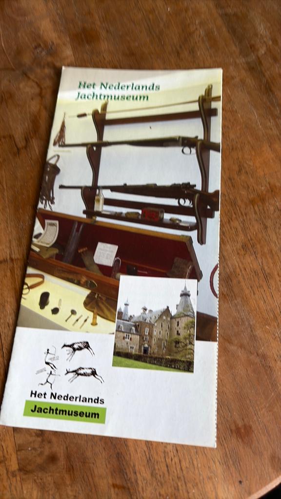 Folder jacht museum jagen, Ophalen of Verzenden, Zo goed als nieuw