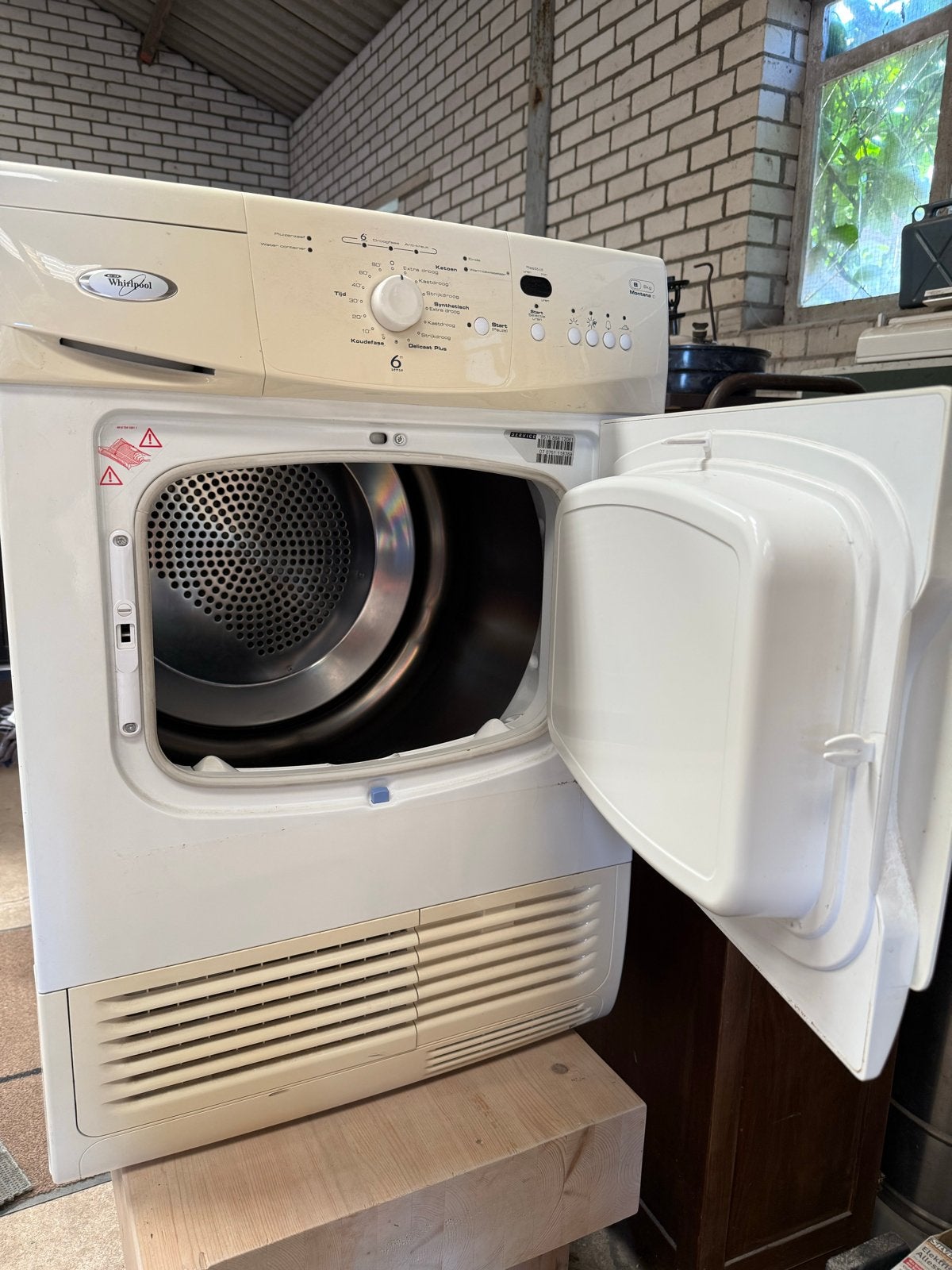 Whirlpool Montana condensdroger 6 kg, Ophalen, Gebruikt, 4 tot 6 kg, Voorlader