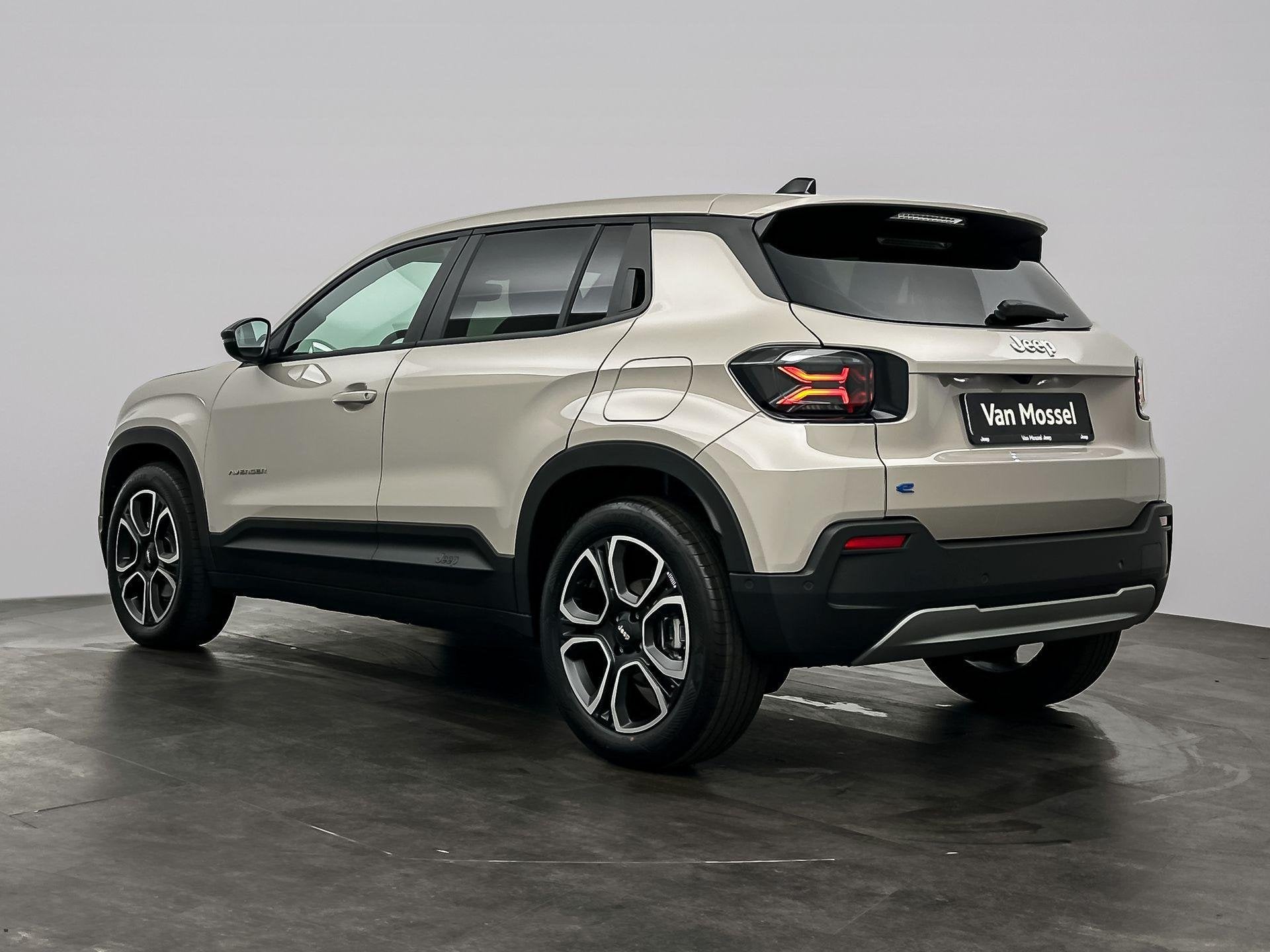 Jeep Avenger Summit 54 kWh | DEMO SALE | TOT 8 JAAR GARANTIE, Auto's, Jeep, 12 maanden, 394 km, 334 min, 156 pk