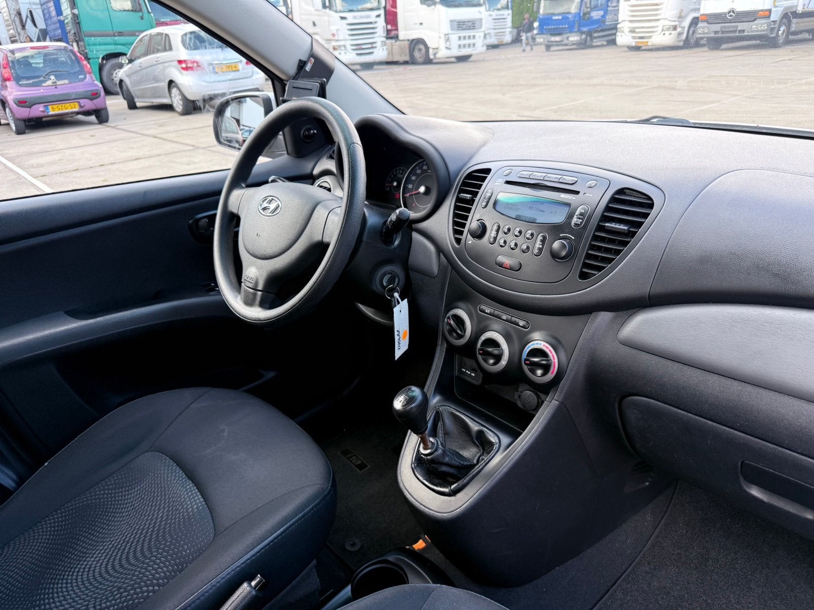 Foto 23 van Hyundai i10 1.0 || 84.996 KM NAP | Airco | 5-Deurs |APK 2027