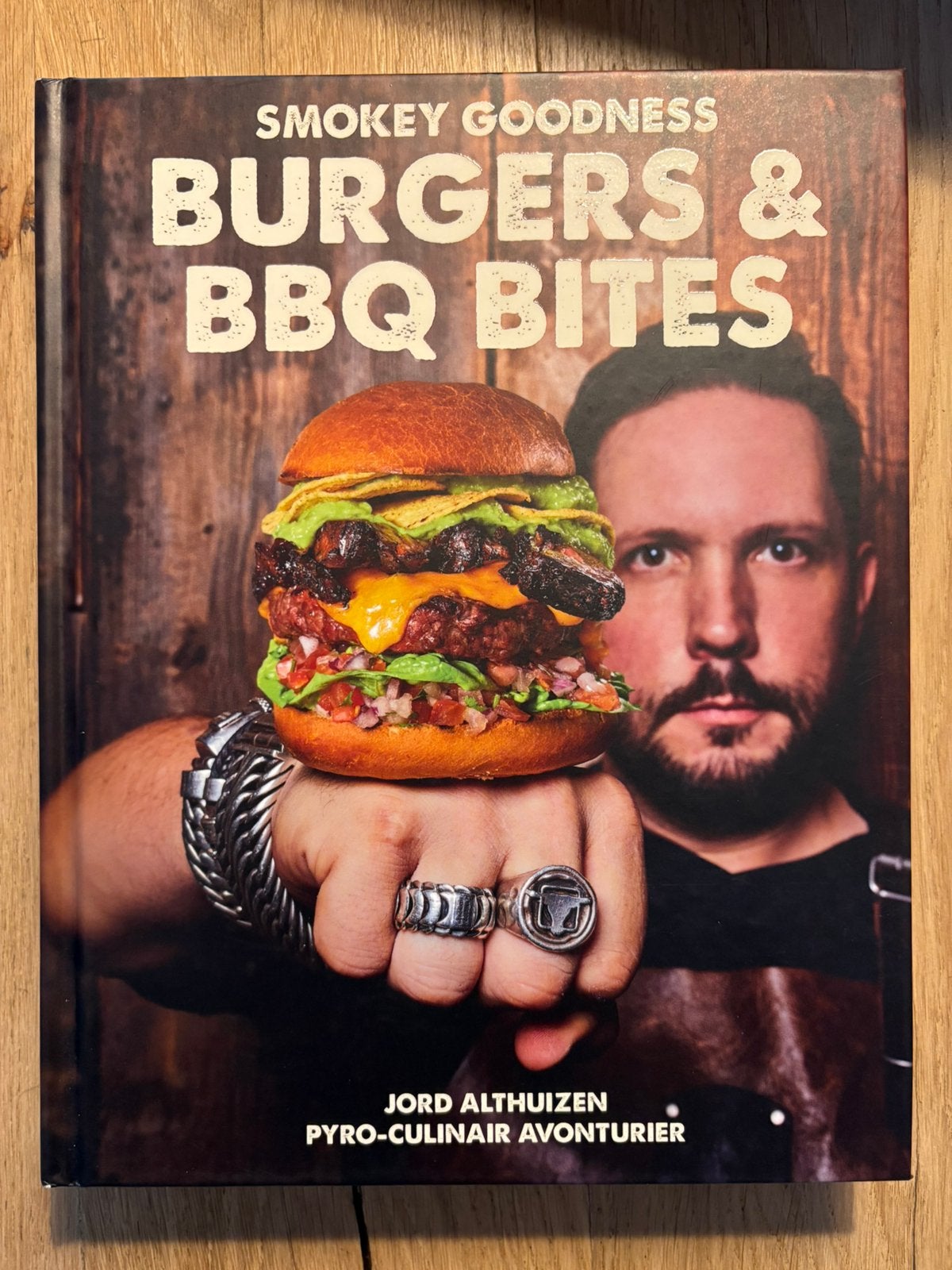 Smokey Goodness burgers en BBQ Bites - Jord Althuizen, Ophalen of Verzenden, Zo goed als nieuw