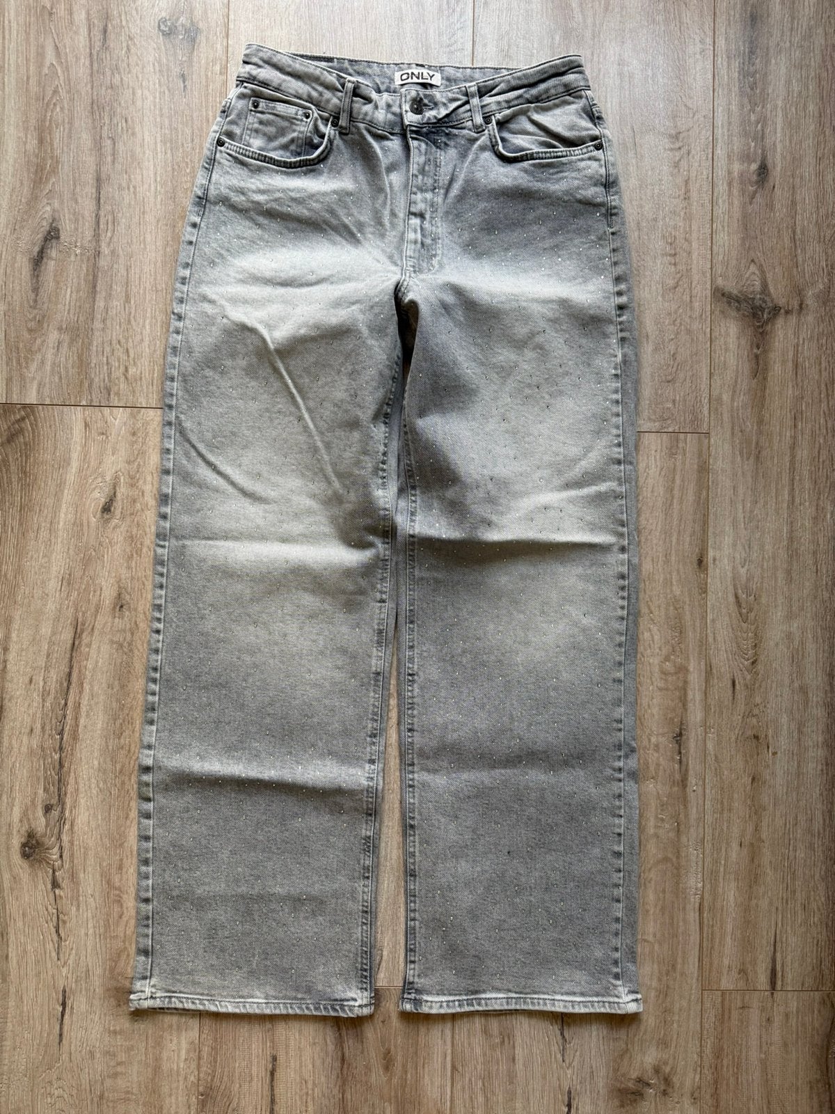 Only dames jeans grijs diamantjes 33/32 nieuw, Kleding | Dames, Ophalen of Verzenden, Nieuw, Grijs, W33 - W36 (confectie 42/44)