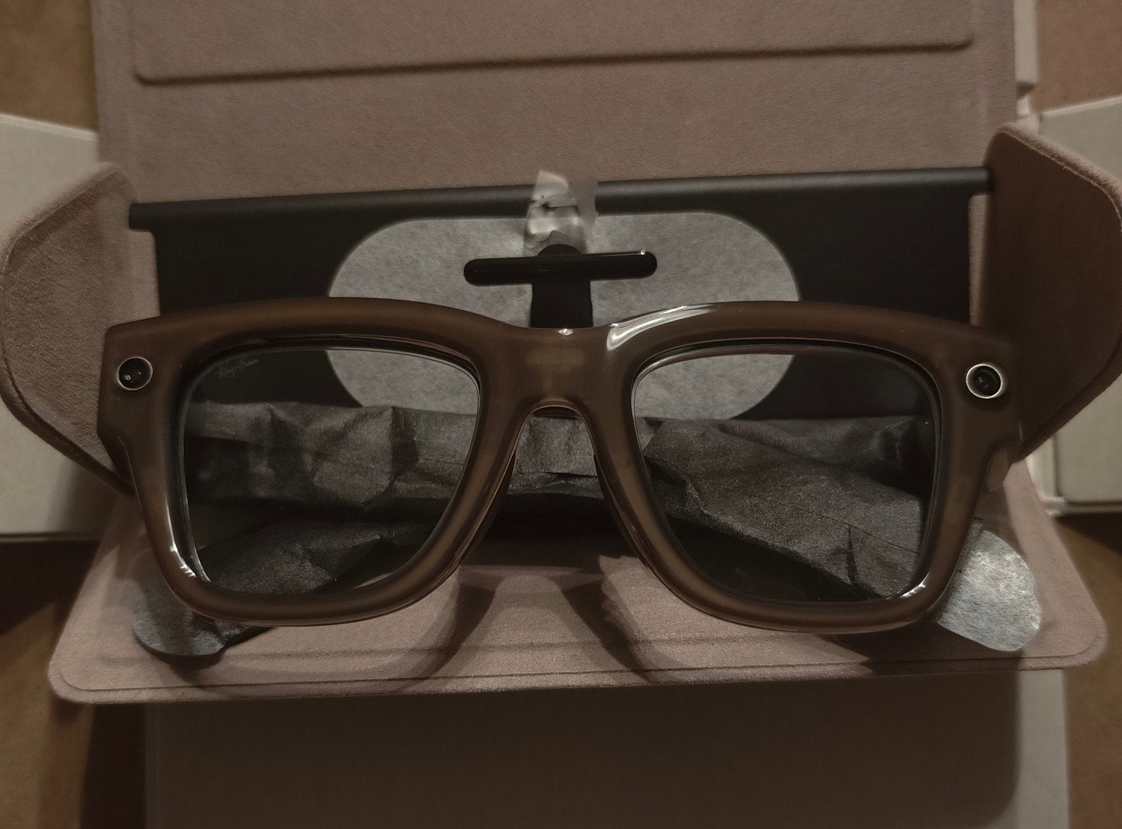 Meta Ray-Ban Display Glasses (Shinny Sand), Sieraden, Tassen en Uiterlijk, Beige, Nieuw, Ophalen of Verzenden, Ray-Ban