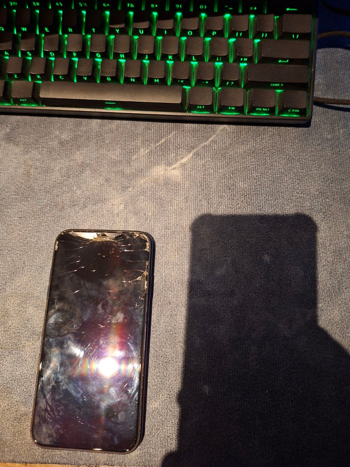 iPhone 8 - Gebarsten scherm, Apple ID onbekend - Voor onderd, Ophalen