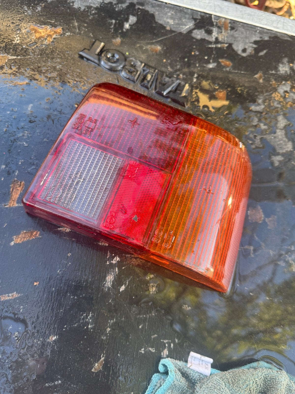 Achterlichtglas voor Ford Transit (mogelijk 1986-1991), Ophalen