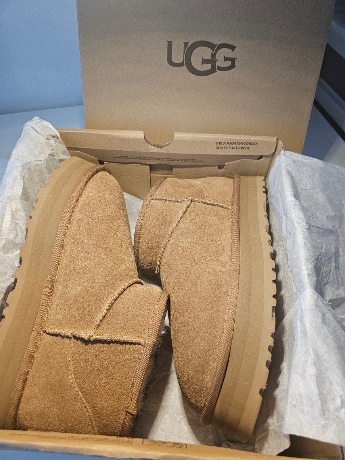 Nieuwe UGGs - Maat 39, Ophalen, UGG, Bruin, Lage of Enkellaarzen