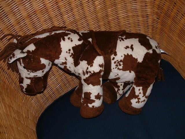 UNITOYS PAARD VELOURS WIT/BRUIN MET BRUINE VLEKJES, Kinderen en Baby's, Speelgoed | Knuffels en Pluche, Ophalen of Verzenden, Nieuw