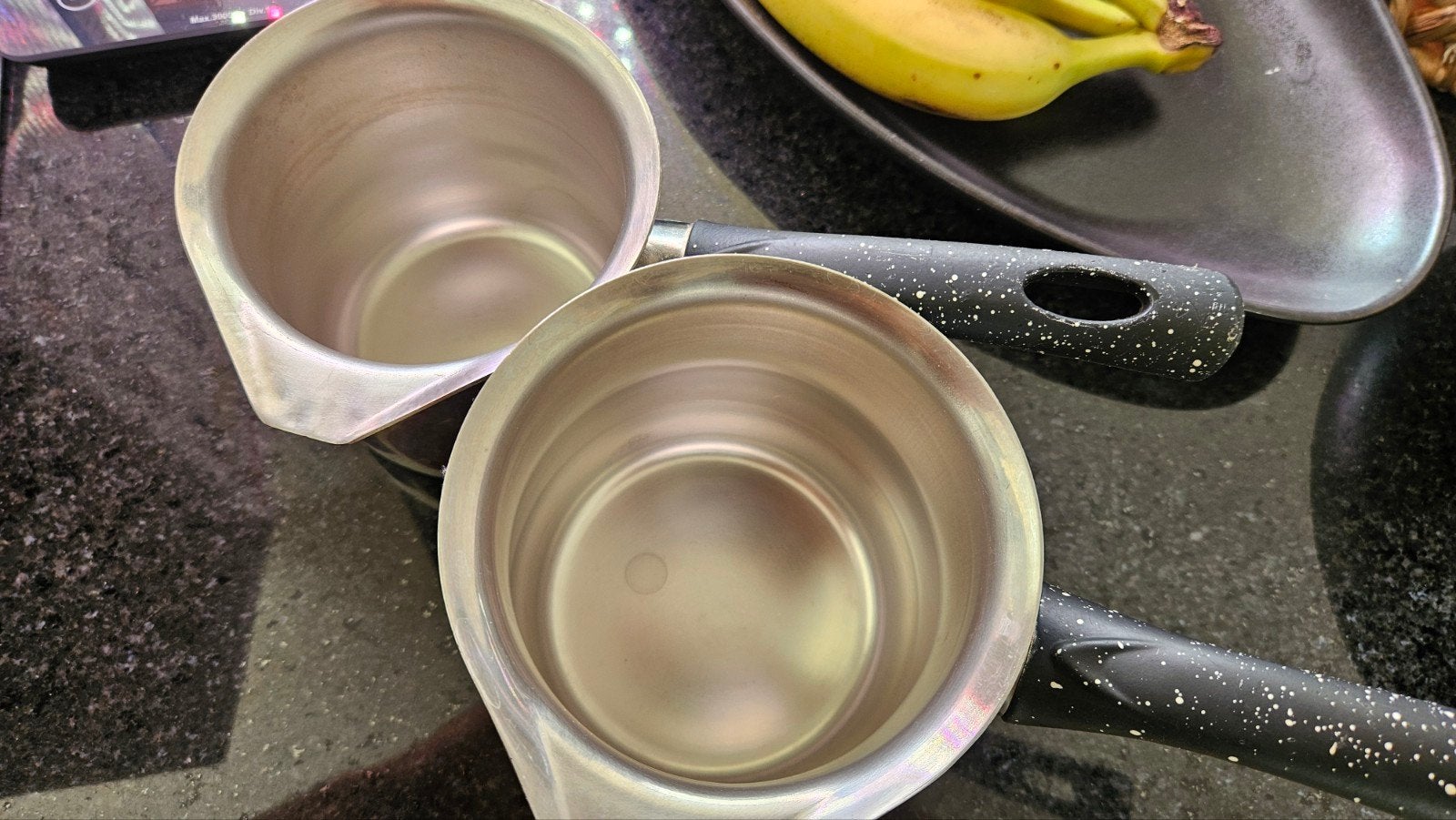 Set van 2 RVS Turkse koffiepannen/melkkokers, Ophalen, Met handvatten, Zo goed als nieuw, Rvs