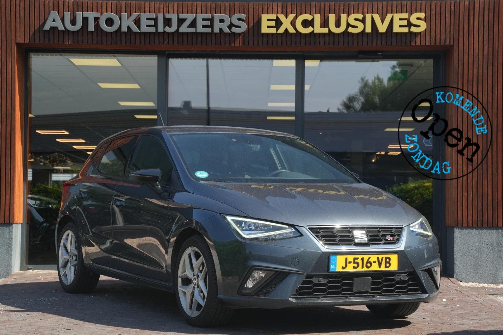 SEAT Ibiza 1.0 TSI FR Business Intense Plus FR Virtual Dash, Auto's, Voorwielaandrijving, Alcantara, Ibiza, Origineel Nederlands
