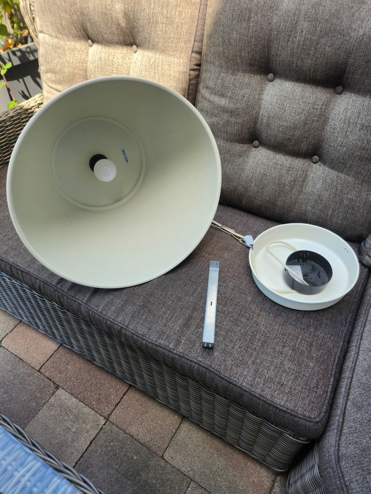 ikea hektar hanglamp, Ophalen