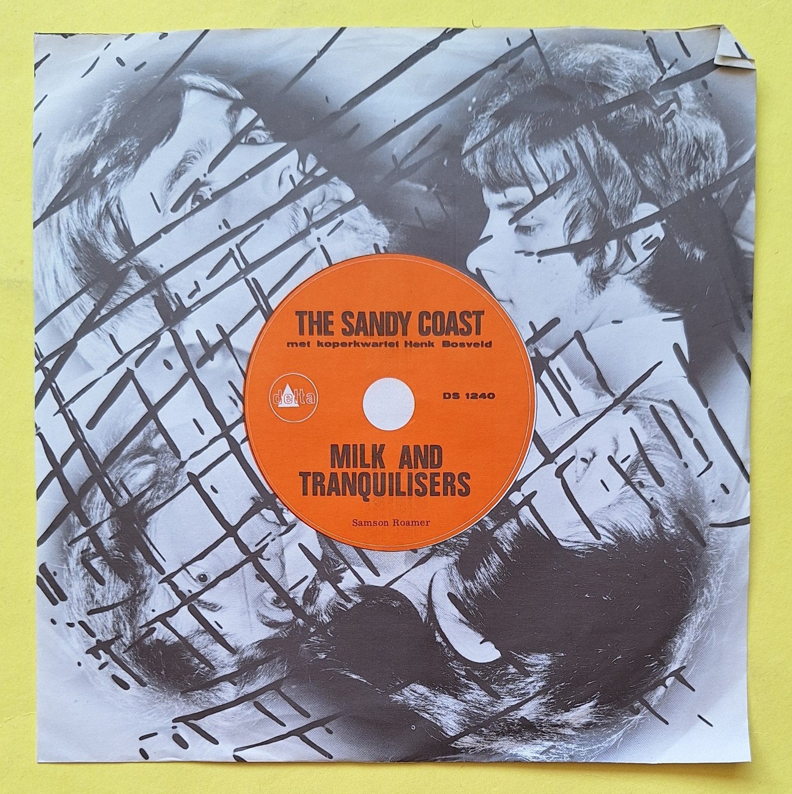 The Sandy Coast - Milk and Tranquilisers / I'm Working, Gebruikt, 7 inch, Pop, EP