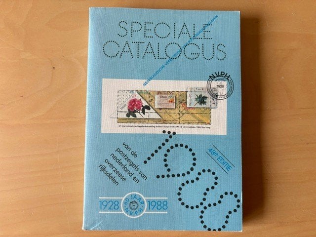 Speciale postzegel catalogus 1928-1988, Ophalen of Verzenden, Catalogus