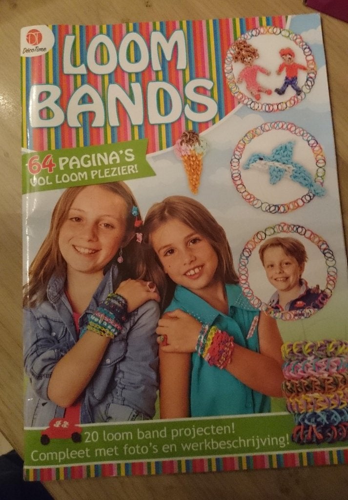 Loombandjes incl accessoires, Ophalen of Verzenden, Zo goed als nieuw, Knutselmateriaal