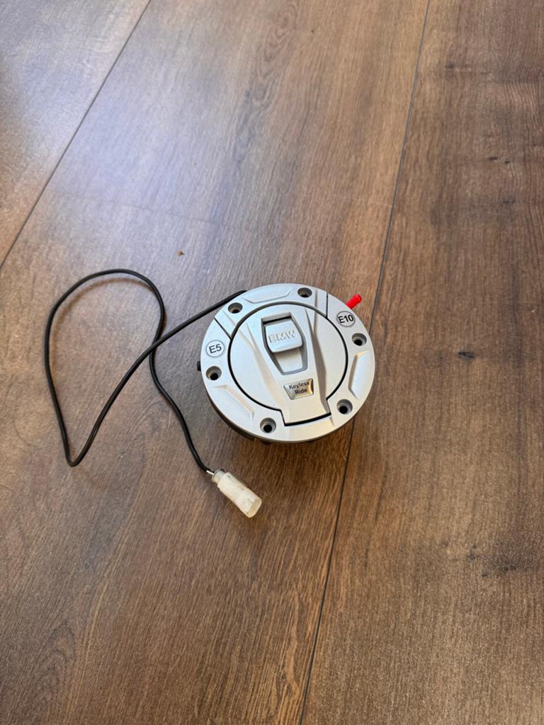 BMW R 1250 GS Keyless Tankdop - Origineel & Gebruikt, Ophalen of Verzenden, Gebruikt